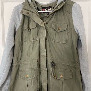 Utility hooded jacket size Large